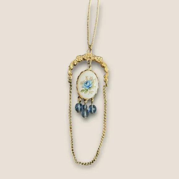 Vintage Gold Floral Porcelain Pendant Necklace With Blue Beads & Chain Accents - Picture 4 of 5